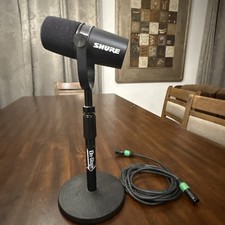 SHURE MV7-X Microphone XLR Mic XLR CORD MIC STAND INCLUDED