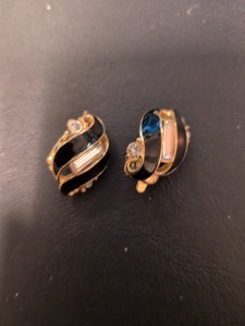 Crown Trifari Alfred Philippe Eugene Enameledl Rhinestone Earrings