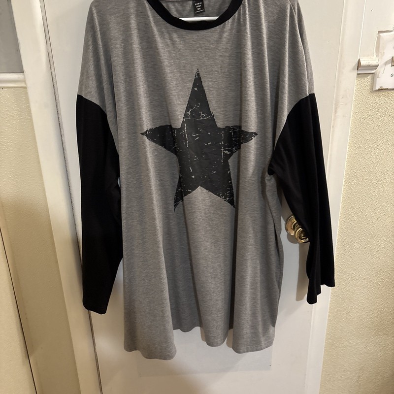 SHEIN Women’s Plus 3XL Grey And Black Star Tshirt Long And Oversized Long Sleeve