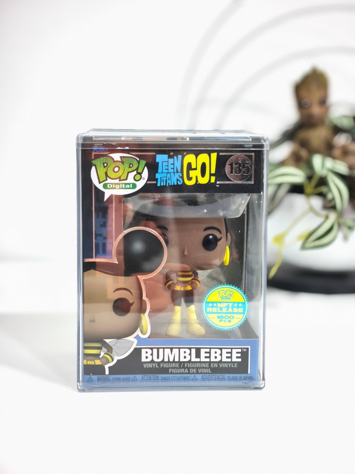 Funko Pop Bumblebee N°135 figurine DC Teen Titans Go Digital NFT en vinyle collection 9cm