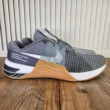 Nike Metcon 8 Mens Size 10.5 Gray Gum Sole Gym Training Shoes Beaters DO9328-002