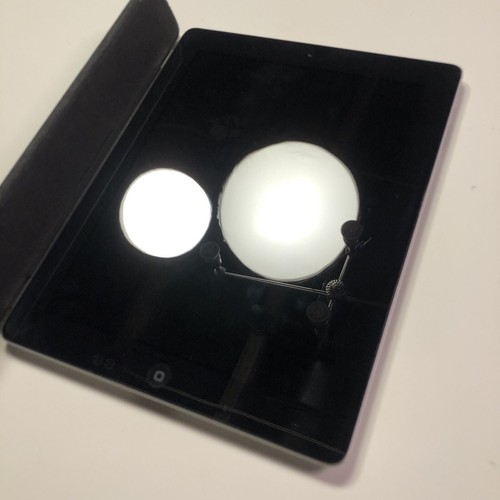 Apple iPad 2nd Gen-Black/Silver Back- A1395 32GB Wi-Fi 9.7" Screen EXCELLENT - Picture 8 of 8