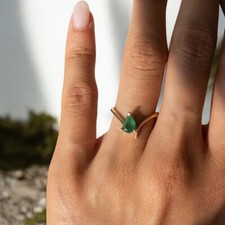 Gold Diamant Ring Lab Grown Birnenschliff 1 Karat grüner Smaragd 14K gelb Grö...