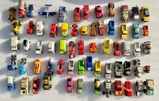 HUGE LOT OF VINTAGE DIE CAST CARS MATCHBOX OTHERS LARGE LOT NO RESERVE.