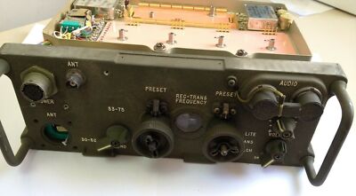 PRC 77 / RT-841 AN/PRC-77 Vietnam War Portable Military VHF FM Radio US ...