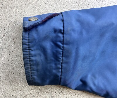 Vintage Pioneer Brand Jones Vancouver Canada Blue Plaid Wool Vintage Pioneer Brand Jones Vancouver Canada Blue Plaid Wool
