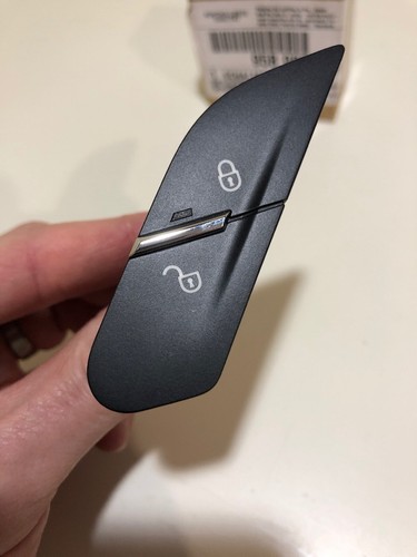 Porsche Macan 95B Front Off Side Drivers Lock/Unlock Switch 95B962125 Brand New - Picture 1 of 5