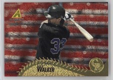1995 Pinnacle Museum Collection Larry Walker #372 HOF 0ba6