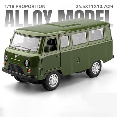 1/18 UAZ Traveler MPV Alloy Van Diecast Car Model with Sound & Light Toy