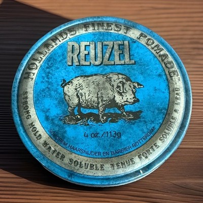 Reuzel. Blue Pomade Hollands Finest Pomade Strong Hold Water Soluble- 4 oz