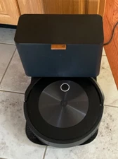 iRobot Roomba J9+ J955020 Robot Vacuum Self-Emptying Automatic Dirt Disposal