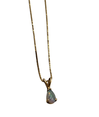 14 Karat Yellow Gold Pendant with Opal Stone Neck… - image 1