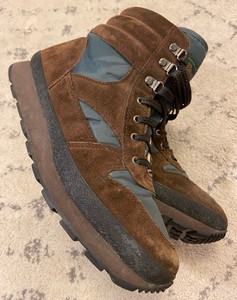 sherpa hiking boots