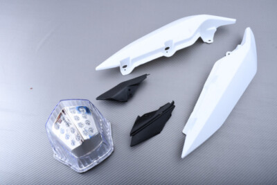 Heckschale unlackiert + Rücklicht klar für Yamaha XJ6N 600 2009 - 2011