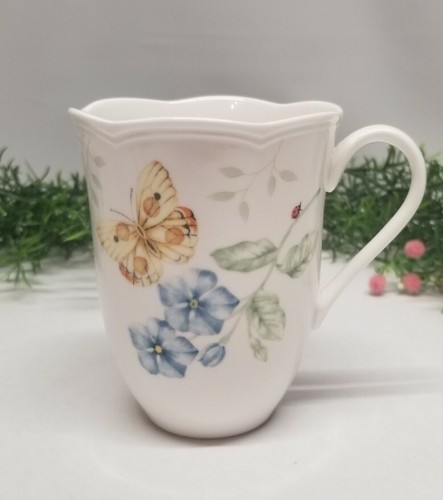 Lenox Orange Sulphur Butterfly Bee Mug - Picture 2 of 5
