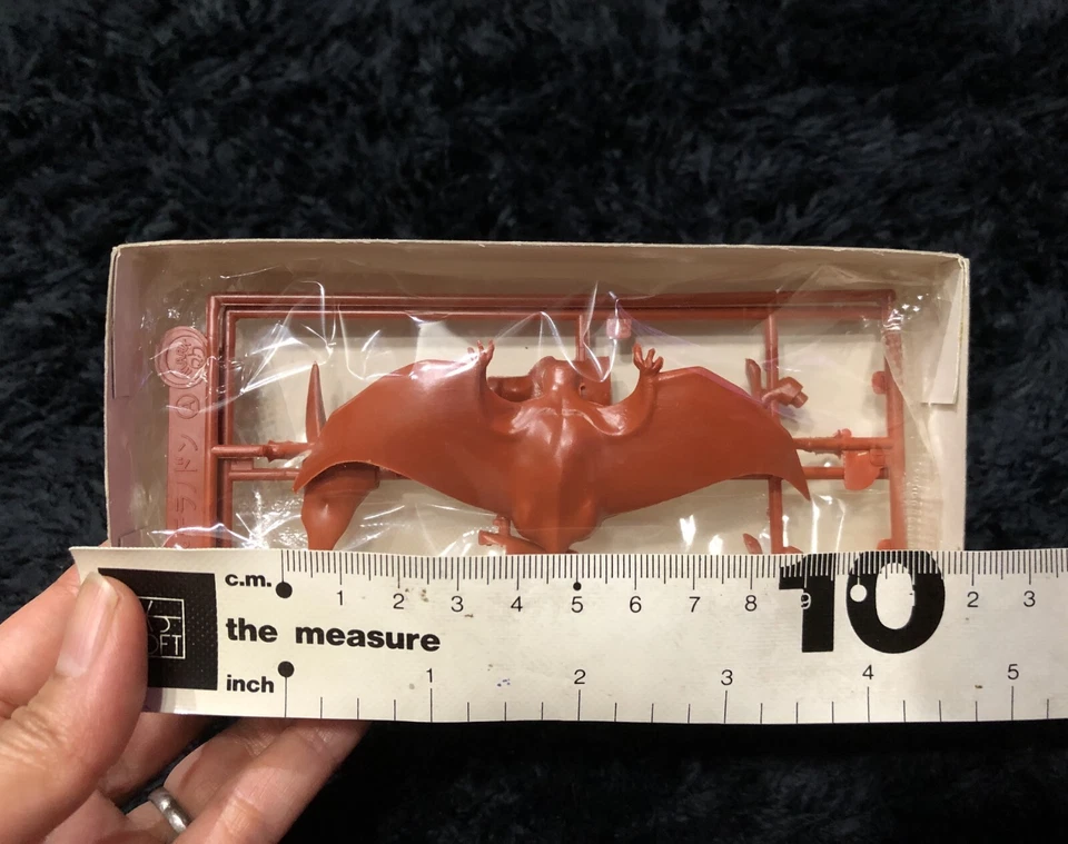 DINOSAUR MODEL KIT 4PCS SET TYRANNOSAURUS BRONTOSAURUS PTERANUDON STEGOSAURUS  - Image 3 of 4