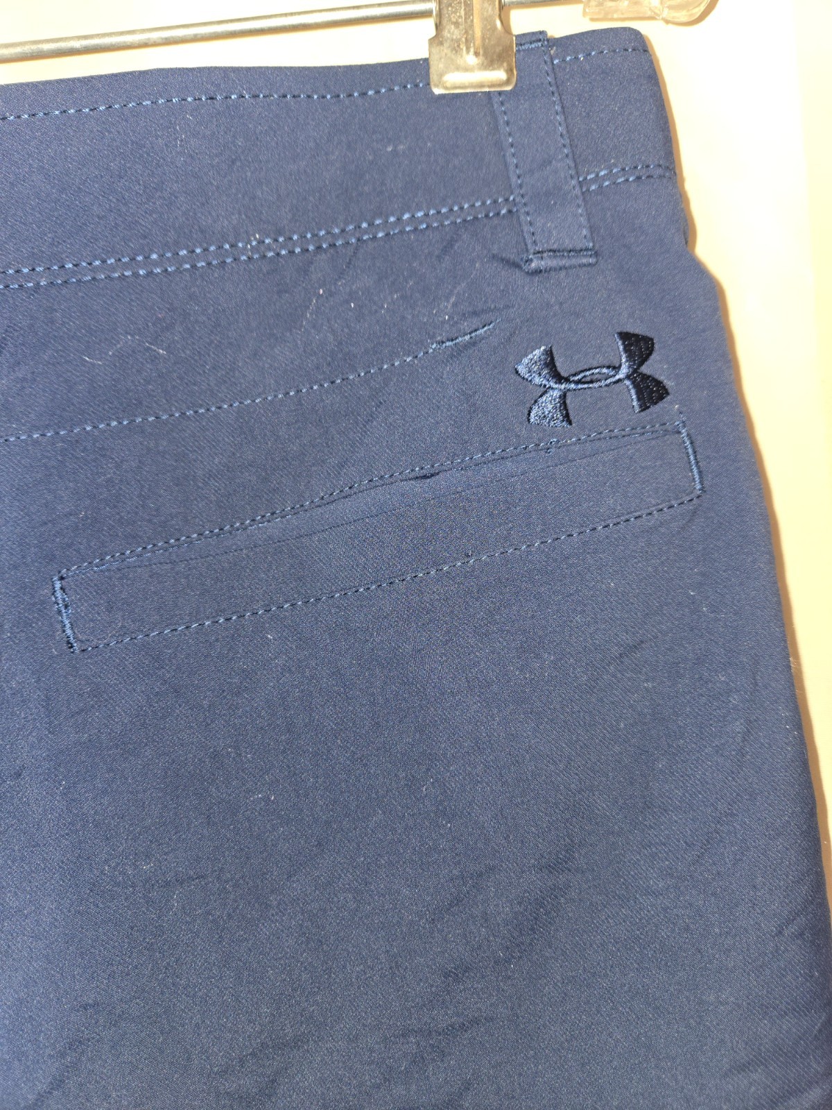 Under Armour Men's Gold Shorts Navy Blue  Size 32 thumbnail 5