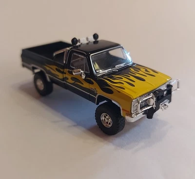Brekina 19693 Chevy C10 GMC Off-Road "Flames" BJ 1981 OVP 1:87 - Bild 1 von 2