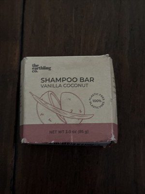 The Earthling Co Strengthening and Moisturizing Shampoo Bar Vanilla Coconut
