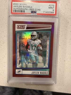 2022 Score Jaylen Waddle Red Zone Auto 17/20 PSA 9 Auto 10