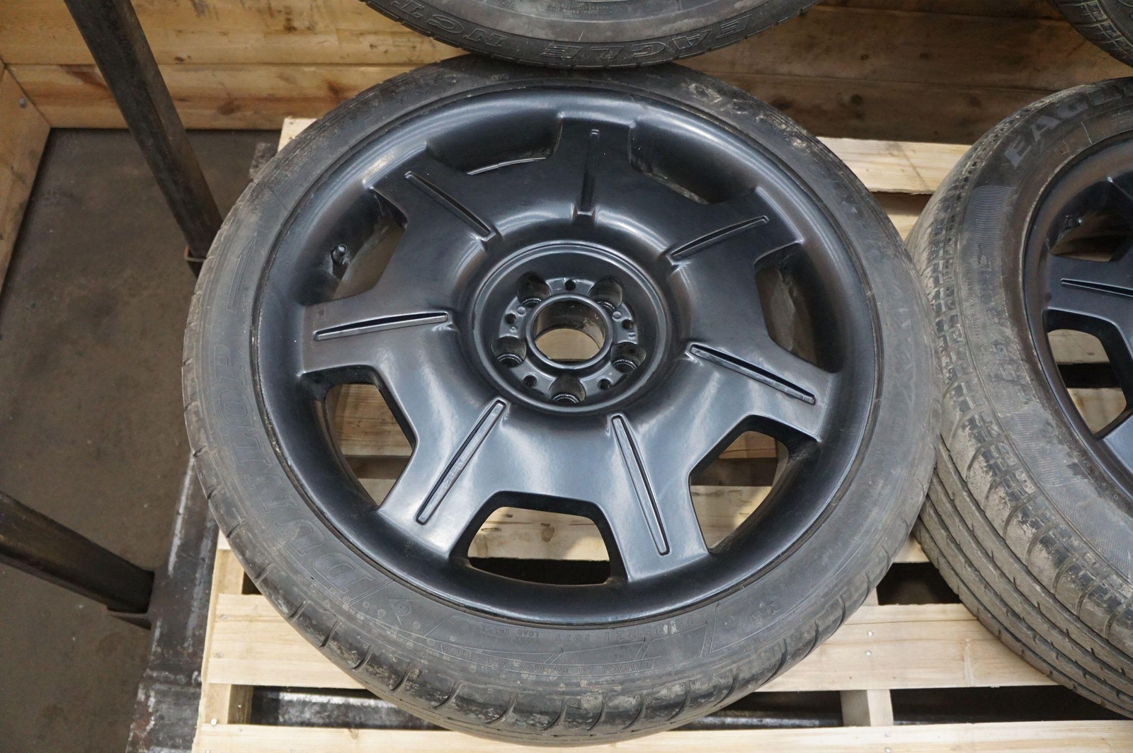 Set of 4 Staggered Wheel Rim Tire 21" OEM Rolls Royce Phantom *Note*