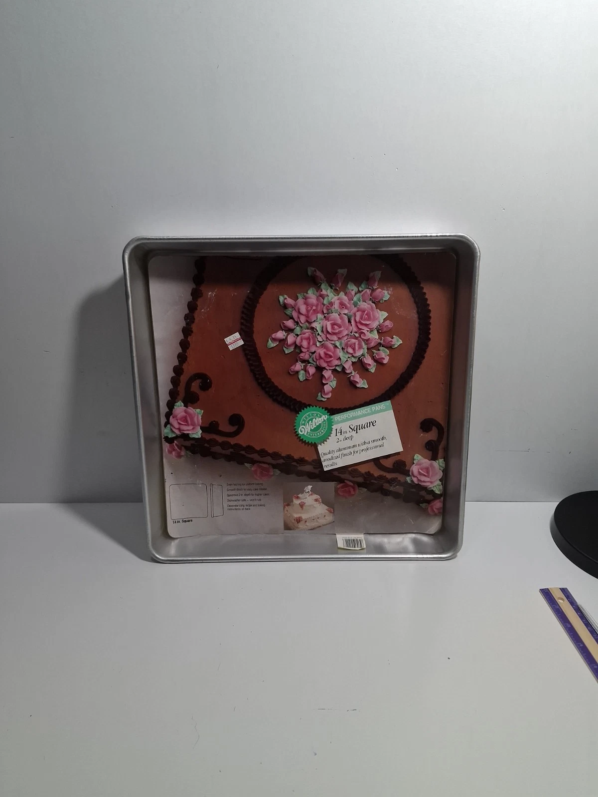 VINTAGE Wilton 14" square performance cake pan