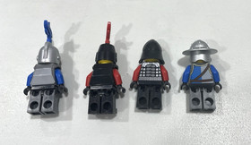 LEGO 70402 The Gatehouse Raid 100% with Manual, no box - 2013