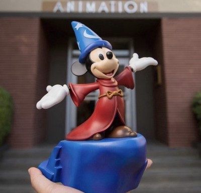 Sorcerer's Apprentice Mickey Mouse 2026 D23 Gold Member Statue - NEW IN BOX