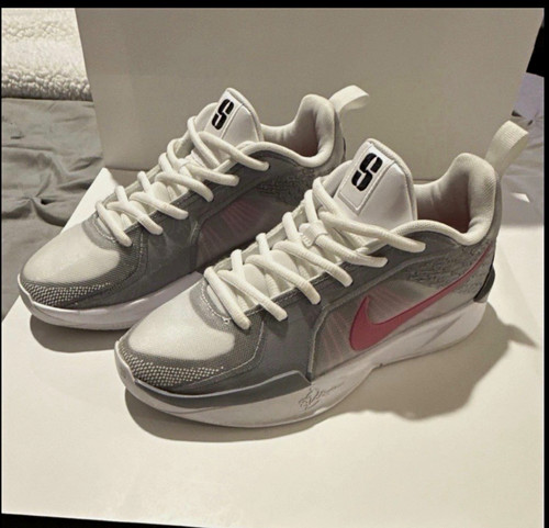 Nike Sabrina 2 GS Athletic Sneakers Lily Pink Low Top Breathable 3.5Y/5W