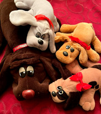 LOT of 4 VINTAGE TONKA POUND PUPPY PUPPIES DOG DOGS One 18"  Three 8" NICE 