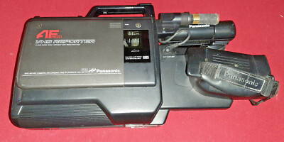 Panasonic AG-170 AF Piezo VHS Reporter Movie Camera W/ Case