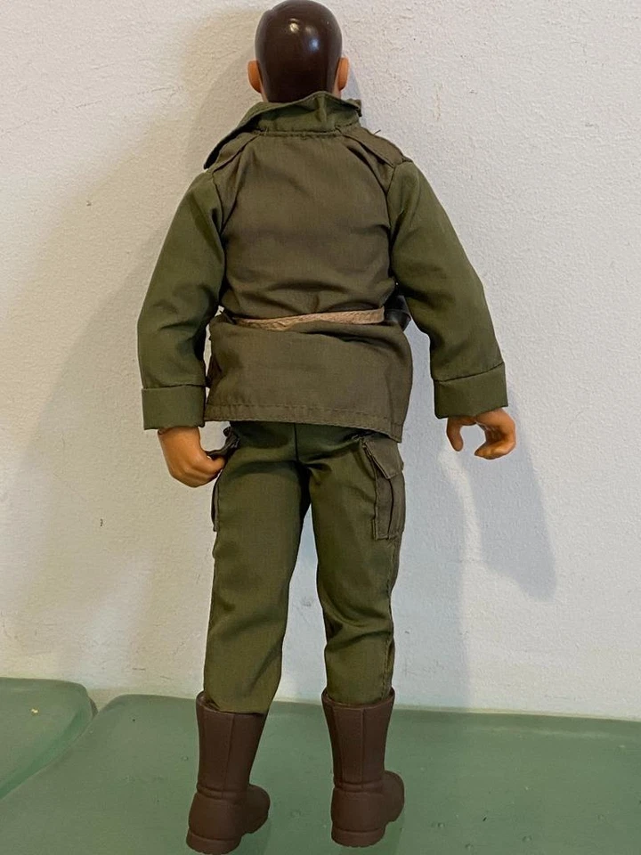 Action Figure 1:6 GI Joe 1993 Military Soldier C-022B Army Uniform, Gear Weapons - Image 4 of 4