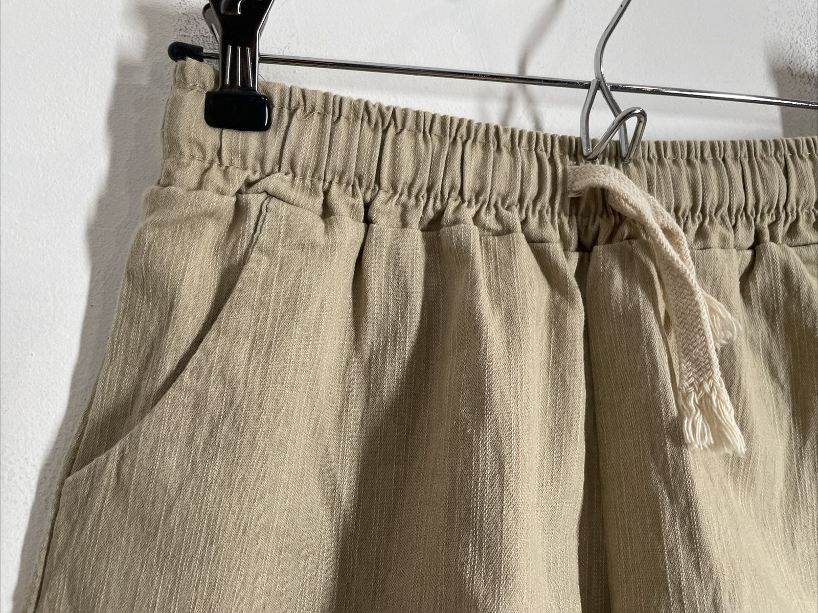 Oak + Fort OS Beige Linen Cotton Pull On Drawstring Cuffed Shorts