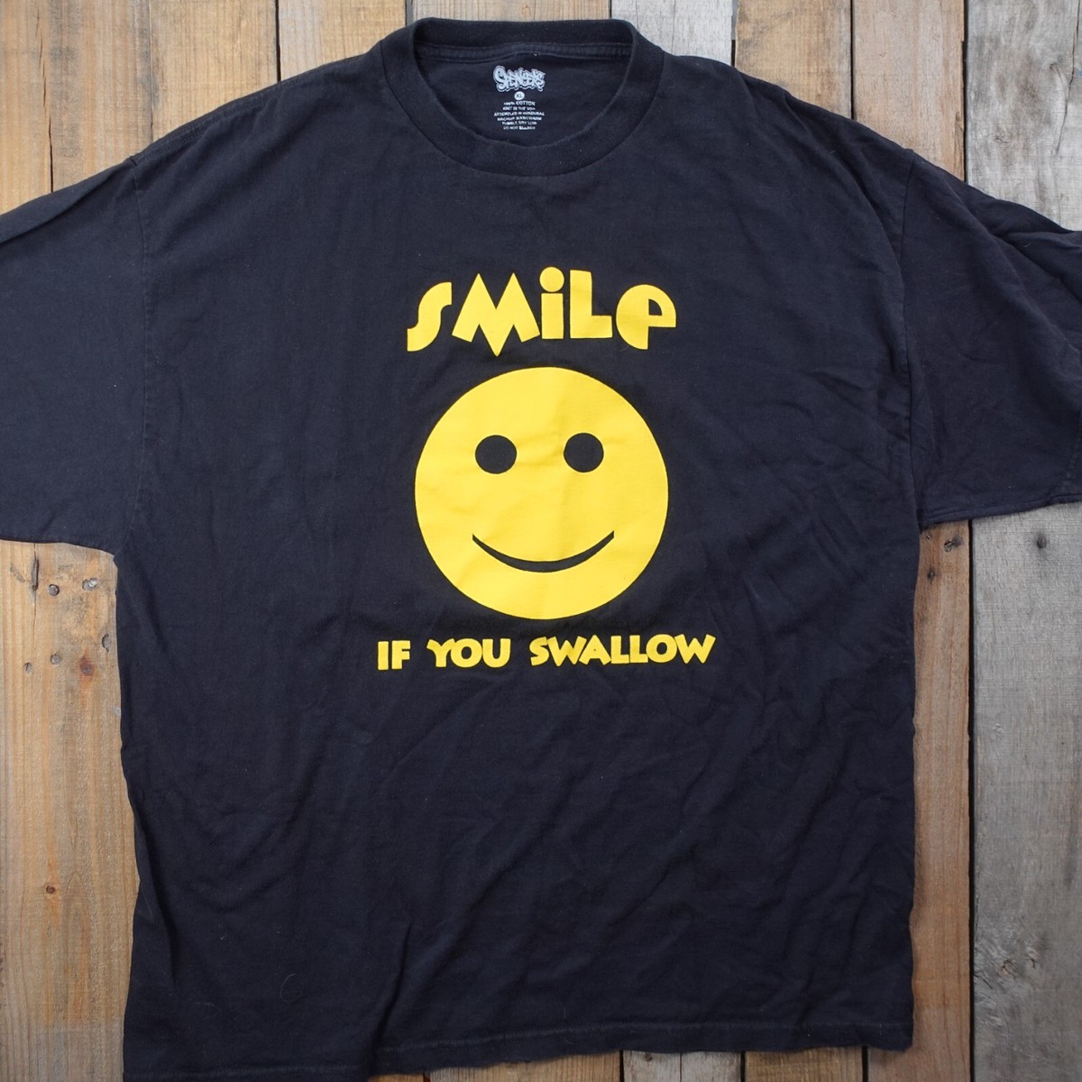 Smile If You Swallow Size Black T-Shirt XL Spencers Gifts | eBay