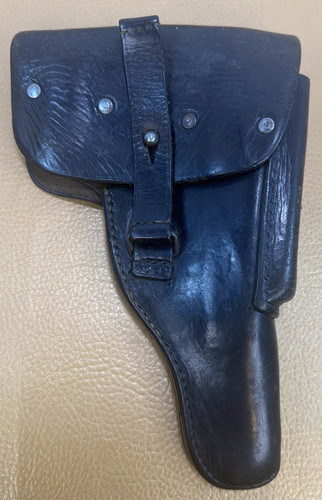 C. Riese Berlin P38 / P1 Pistol Holst Black Leather 12/60s West German Police