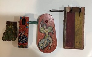 Lot 4 Vintage Tin Wood Noisemaker Frog Clicker New Years Halloween July 4th