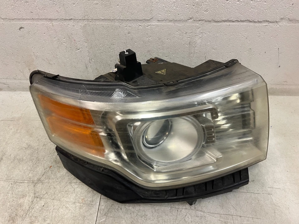 2009-2012 FORD FLEX PASSAGEIRO DIREITO XENÔNIO HID FAROL 8A8313005BG - Imagem 4 de 4