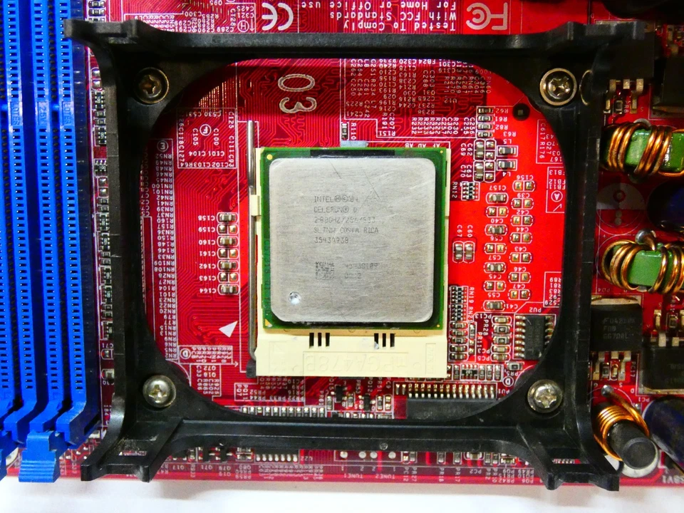 Biostar P4TGV-R Ver. 7.1 socket 478 con Intel CELERON 2.8GHz CPU + IO Shield - Imagen 4 de 4