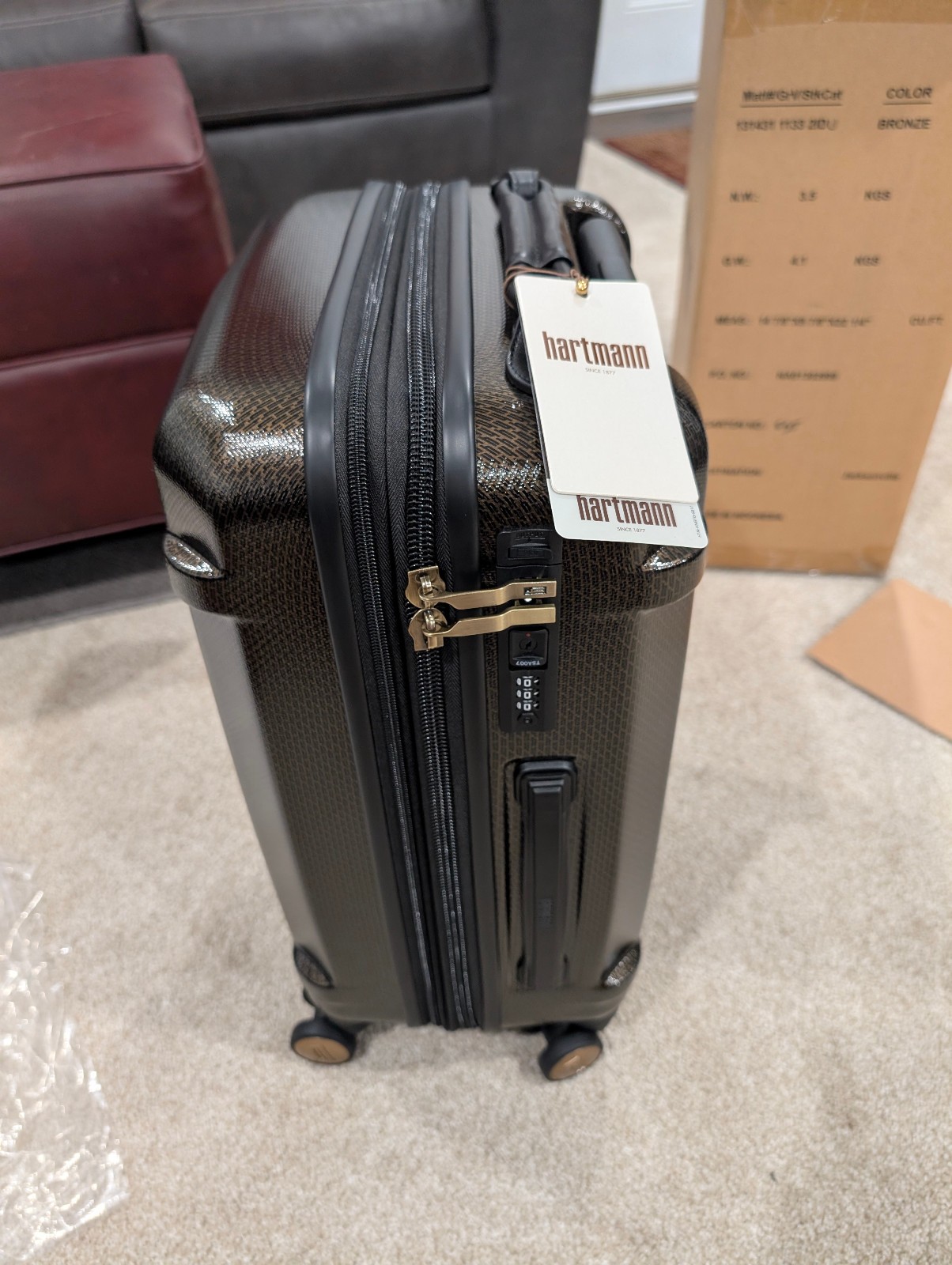 Hartmann Luxe II Carry-On Spinner suitcase  (BRONZE)