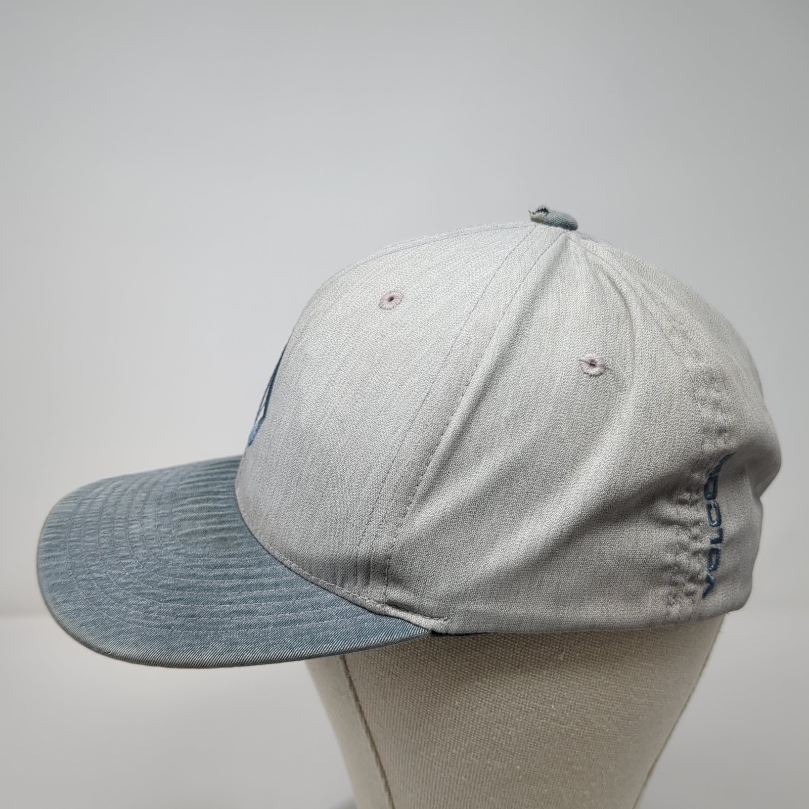 Volcom Stone Logo Fitted Hat Gray Medium Embroide… - image 3