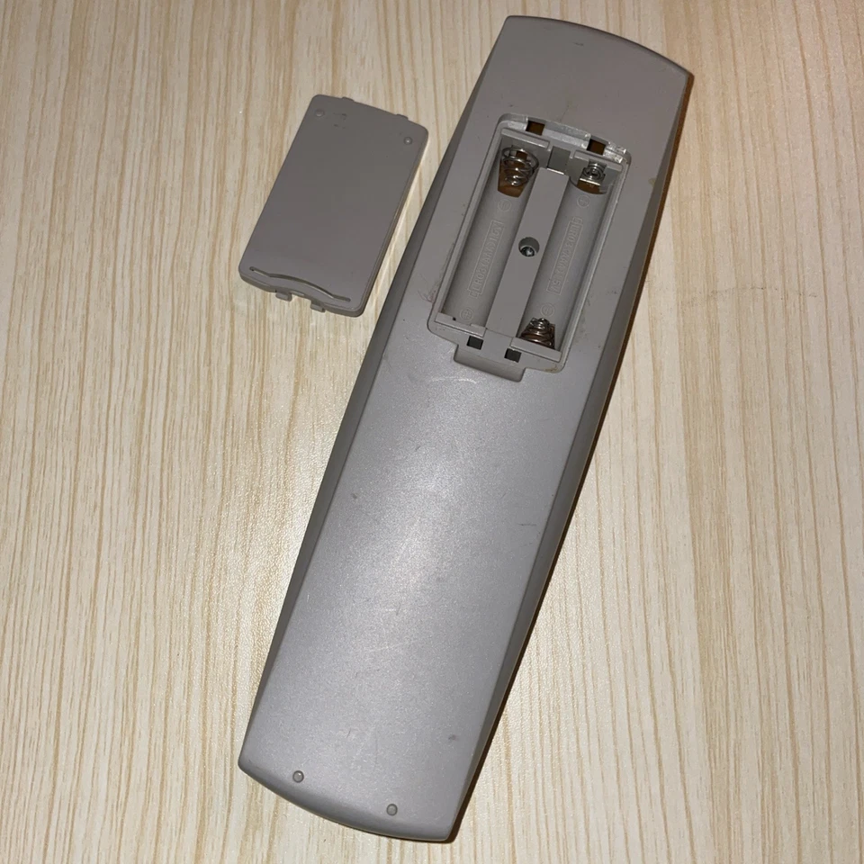 Original Aiwa Video Plus RC-AVR03 VCR Remote Control  - Image 3 of 3