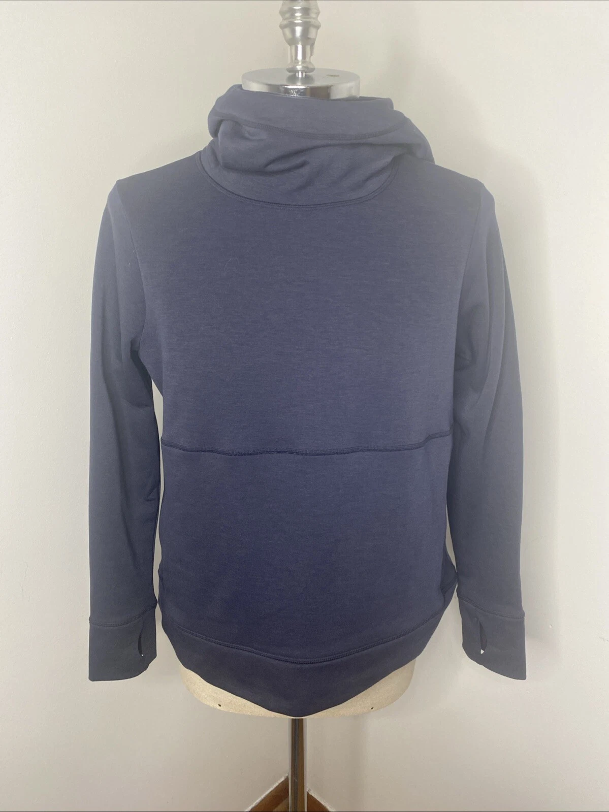SWEATY BETTY Sweatshirt Size Medium Cotton Navy Blue Hoodie Pocket Thumb Holes