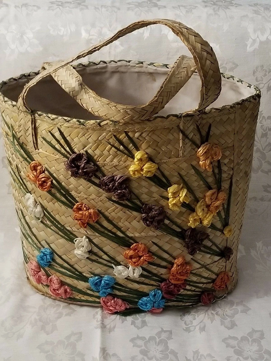 Lined straw hotsell bag