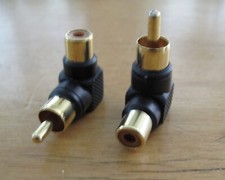RCA RIGHT ANGLE MALE / FEMALE ADAPTER PLUGS - set of 2 - NEW 