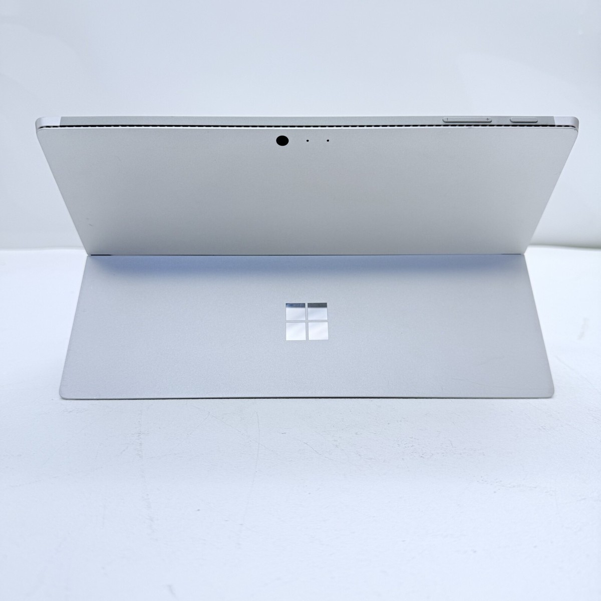 Microsoft Surface Pro 4 1724 12.3