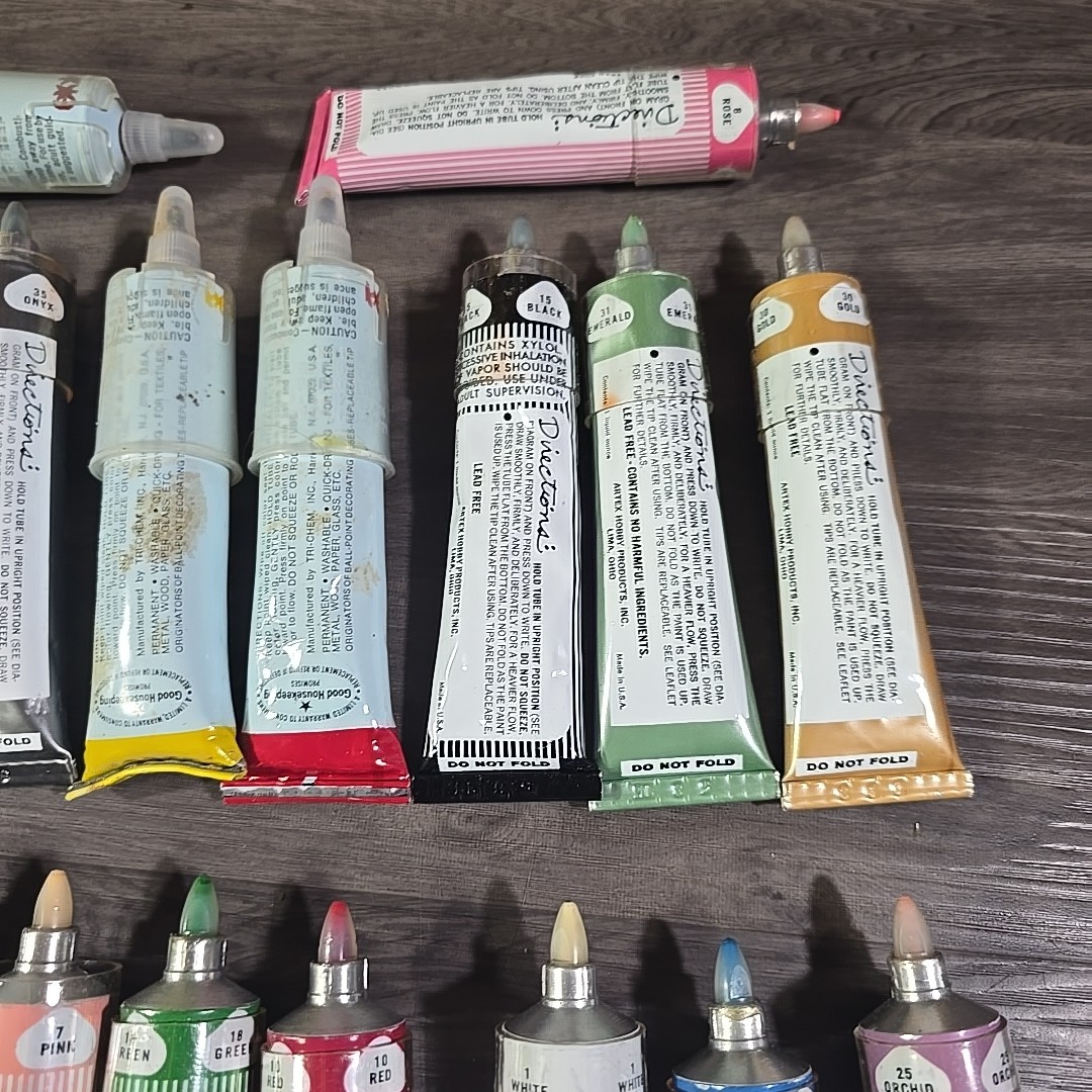 Lot Of TRI-CHEM And Artex Liquid Embroidery Paint Tubes Read 