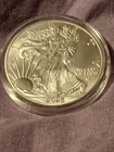 Stunning 2025 American Silver Eagle Dollar in Coin Capsule BU ASE 🇺🇸