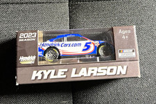 Kyle Larson 2023 5 HendrickCars Camaro ZL1 1:64 Diecast