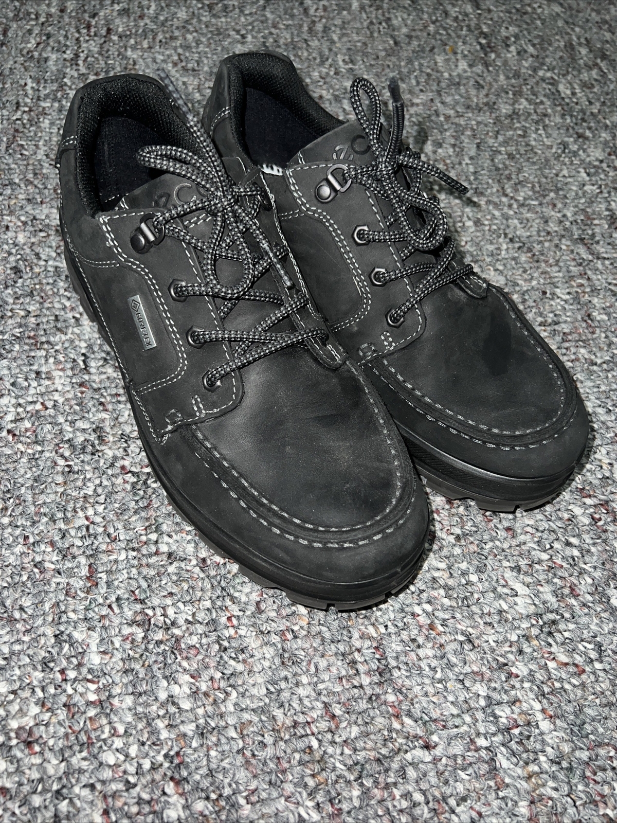 ecco rugged track black