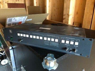 4:1 VGA/XGA-Switch, s-Video, Composite Video CV - Kramer VP-23XL - mit Audio